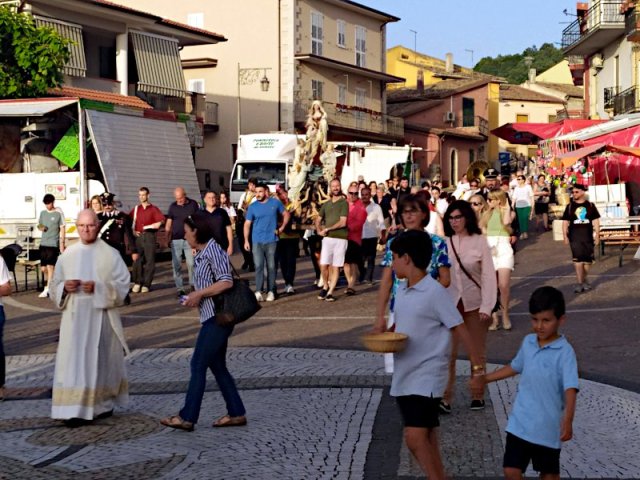 La processione ritorna alla Chiesa del Purgatorio