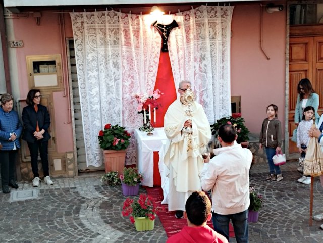 Benedizione in Via San Marco