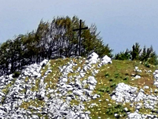 In vista della Croce dell'Abetina