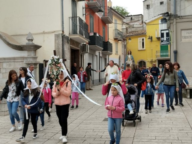 La processione in Piazza Umberto I (2)