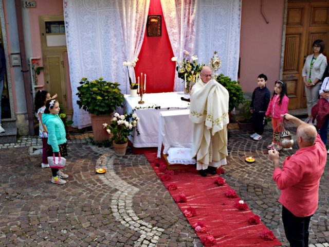 Benedizione in Via San Marco