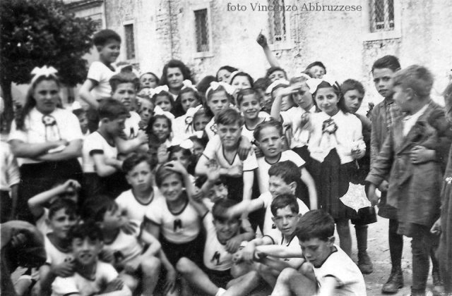 Saggio ginnico di balilla e piccole italiane di Sant'Andrea di Conza