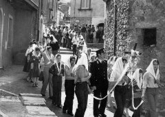 Processione delle "maggiaiole" (1)