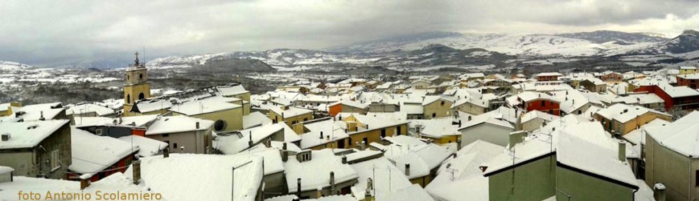 Tetti innevati (1)